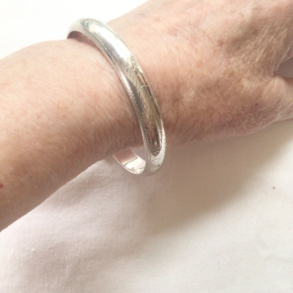 Engraved Sterling Silver Hinged Bangle Bracelet w… - image 1