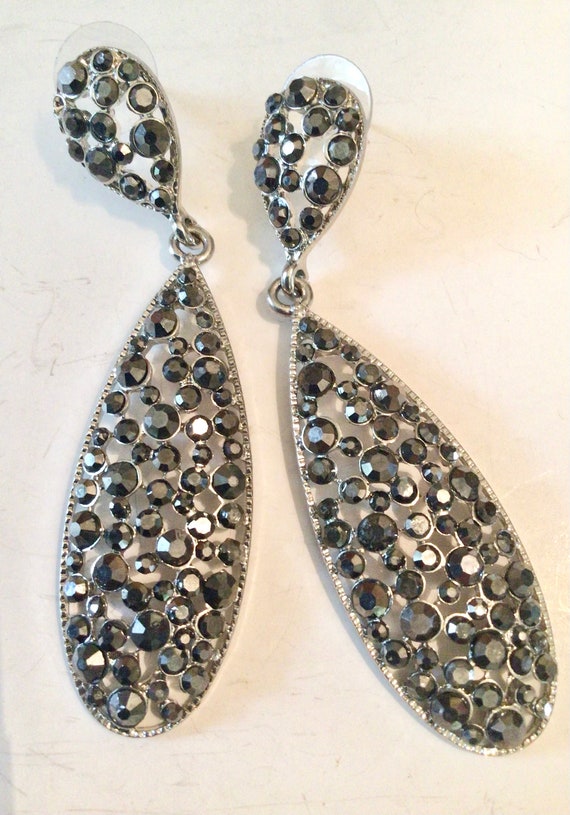 Extra long black crystal dangle drop earrings spar