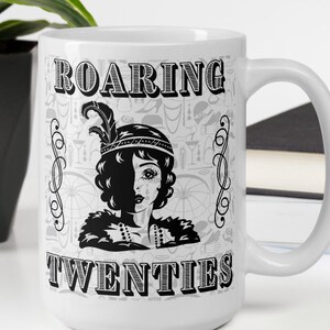 Flapper Kaffeebecher: Keramiktasse im Roaring Style der 20er Jahre