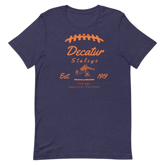 Chicago Football Skyline | Vintage Illinois Bear Gift T-Shirt Chicago Football Skyline | Vintage Illinois Bear Gift T-Shirt
