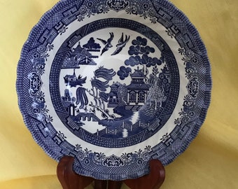 Royal Wessex “Blue Willow” pattern 9 inch serving bowl