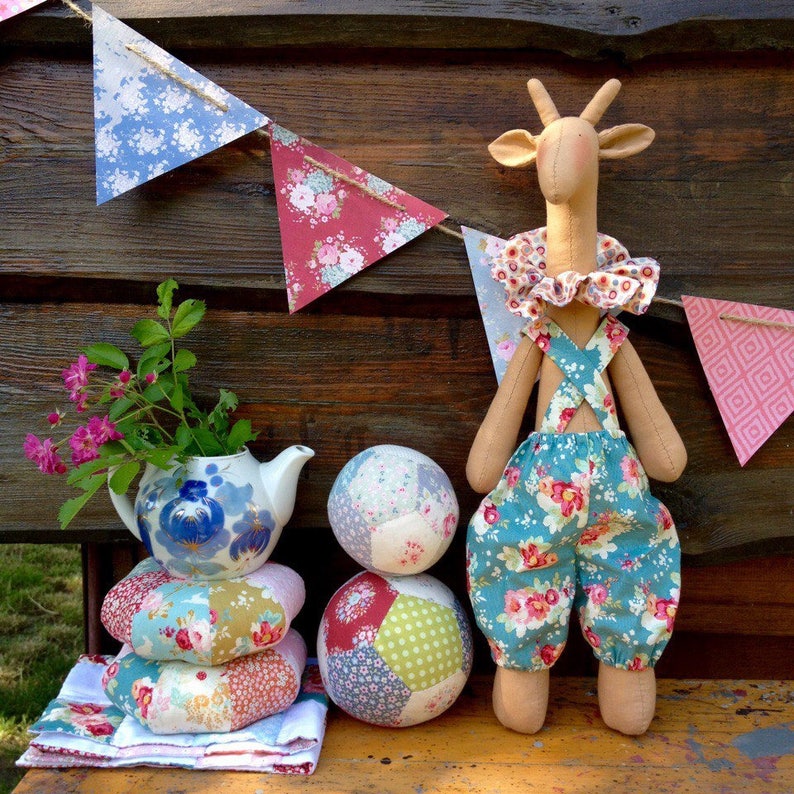 Tilda Giraffe Handmade Toy Textile girl Rag doll Textile animal Plush toy gift for children Giraffe toy Stuffed animals boyfriend girlfriend