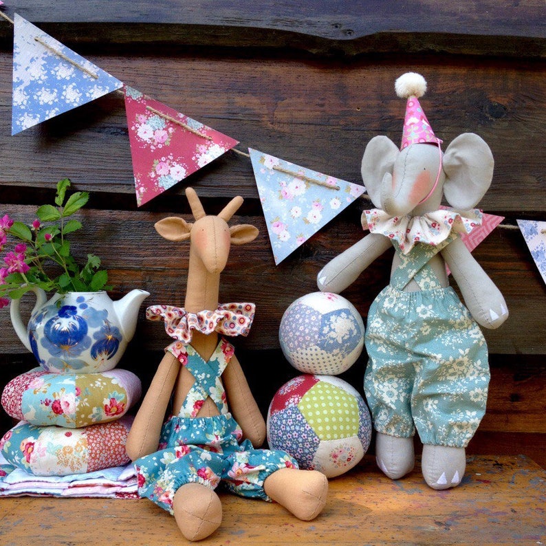 Tilda Giraffe Handmade Toy Textile girl Rag doll Textile animal Plush toy gift for children Giraffe toy Stuffed animals boyfriend girlfriend