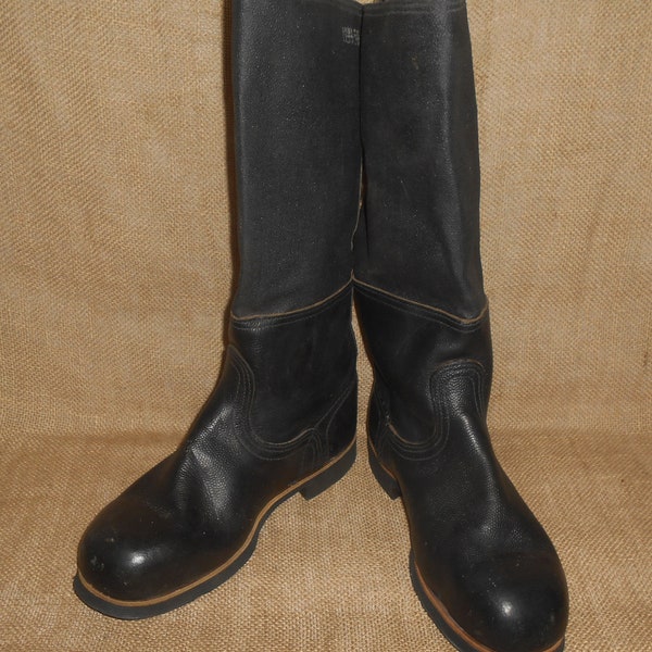 Soldat de l'armée soviétique vintage, bottes taille 44