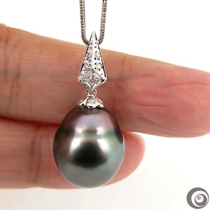 14K Solid White Gold Pendant with Diamonds & ENORMOUS 15 x 17.5mm Genuine Tahitian South Sea Pearl #P5263