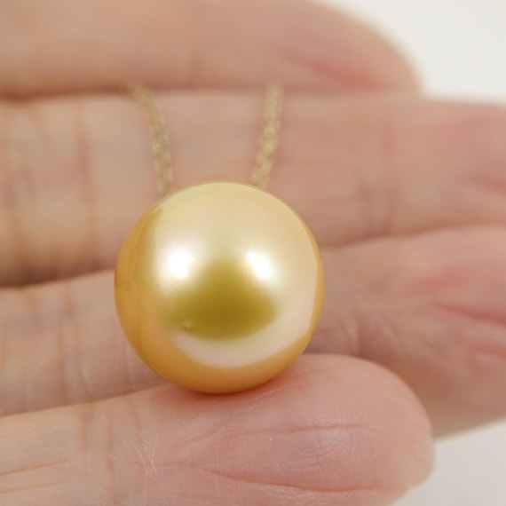 本物の南洋真珠ペンダント、巨大な14.6mm天然ゴールデン海水養殖真珠
