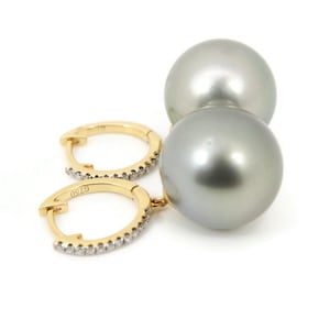18K Gelbgold Creolen Ohrringe mit Diamanten & Riesige 13.7mm Echte Tahitiperle #E2406