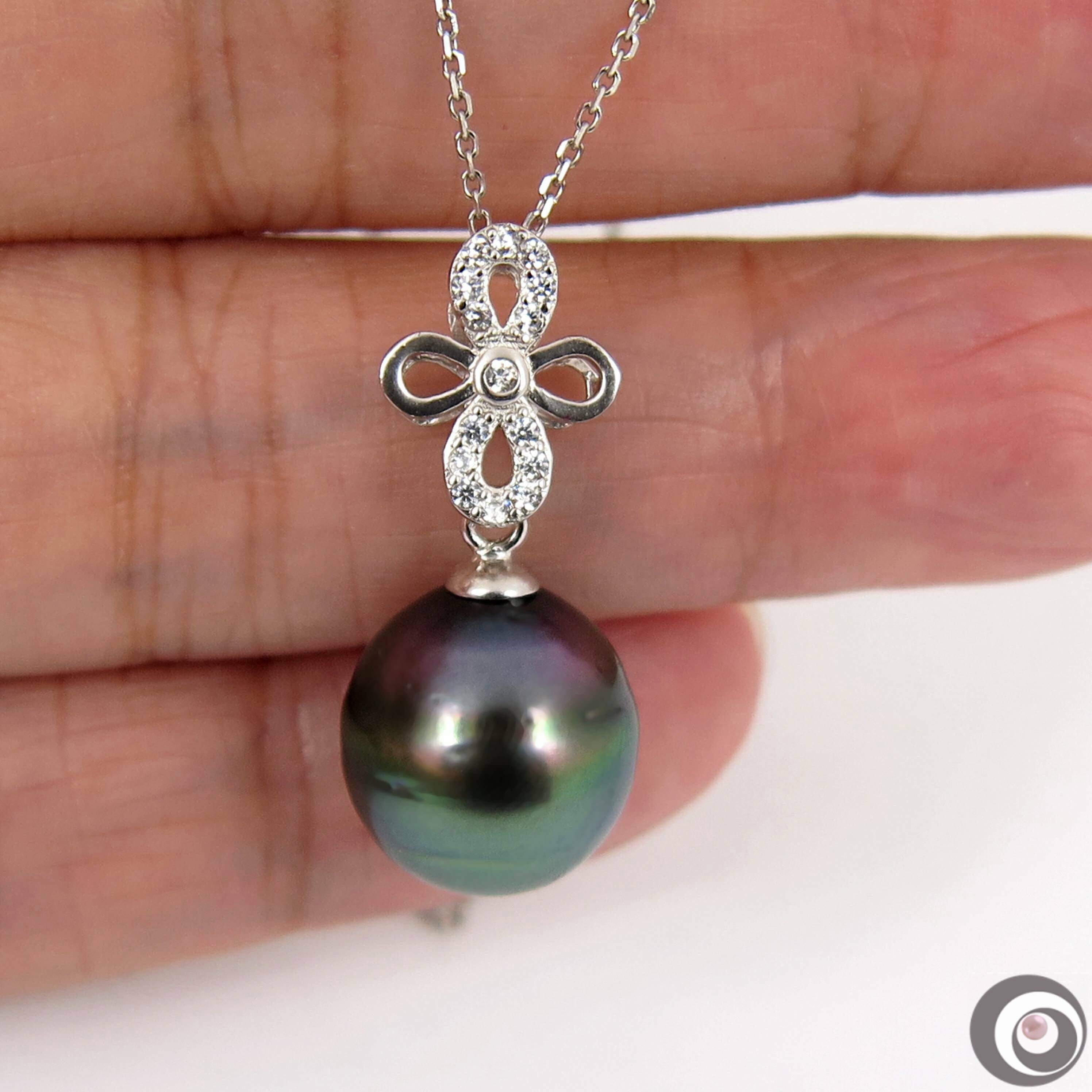 925 Sterling Silver Artistic Wrapping Cultured Tahitian Black Pearl Pendant Necklace White Gold Plating 