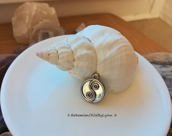 1x/ 2x Massive Edelstahl Anhänger Charm Yin Yang ~ Schmuckherstellung • Makramee Zubehör • Schmuckanhänger • Boho • Spirituell • Yoga Charm