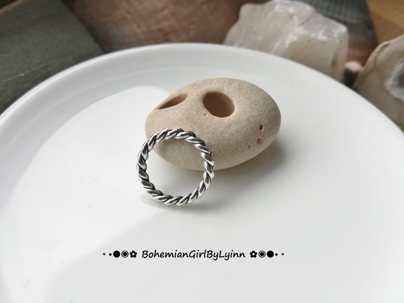 6x Twisted Metal Jump Rings/ Connector Rings Ø 15mm Jewellery Making Macrame Accessories Closed/ Soldered Rings Twisted Metal Rope image 1