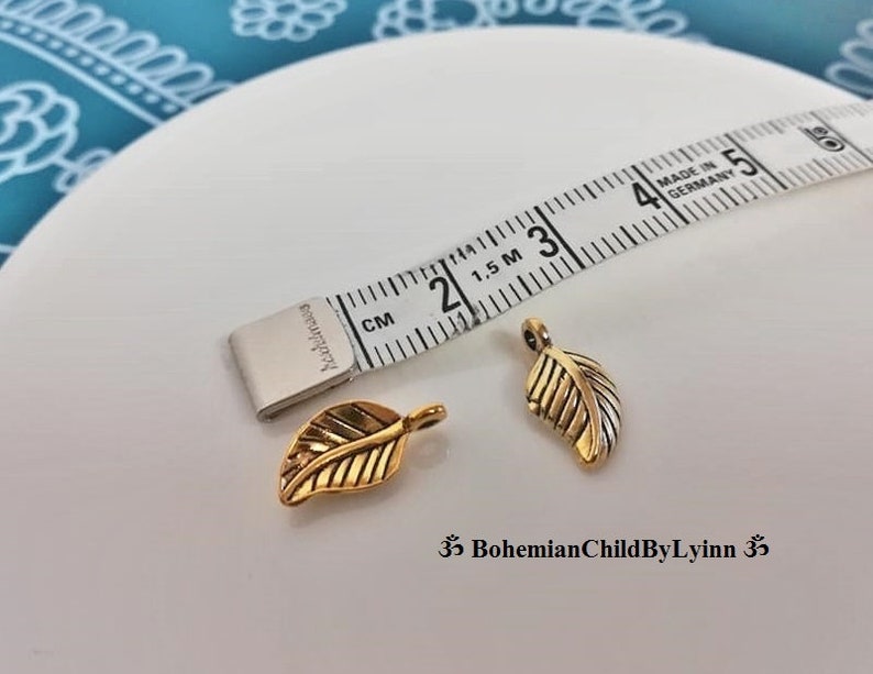 10x /20x /50x kleine Blattanhänger Schmuckherstellung DIY Makramee Accessoires Metallanhänger Schmuck Anhänger Makramee Anhänger Gold