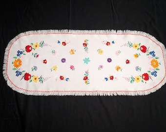 Hungarian Kalocsa table runner 101/ 41 cm, hand embroidered home decoration, white Hungarian folk table runner, colorful floral table decor