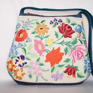 Hungarian Kalocsa floral crossbody bag, hand embroidered bag, bohemian bag, Hungarian large crossbody bag, folk crossbody bag, Hungarian art