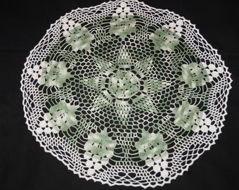 Green crocheted circle tablecloth 45 cm. table decor, cotton home decor, handmade floral tablecloth