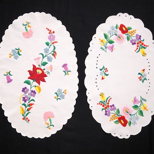 Hungarian Kalocsa doilies, 2 pcs. floral hand embroidered home decors, Hungarian folk doilies, gift vintage embroidery, colorful embroidery