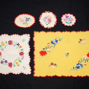 Hungarian Kalocsa doilies, 5 pcs. floral hand embroidered home decors, Hungarian folk doilies, colorful vintage doilies, Hungarian gift