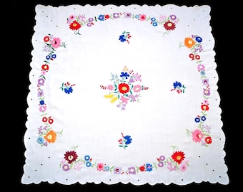 ヴィンテージ ハンガリー 手刺繍 テーブルクロス - Etsy 日本