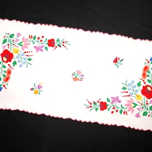 Hungarian Kalocsa table runner 70.5/34.5 cm, hand embroidered home decor, Hungarian folk runner, colorful embroidery, floral art table decor