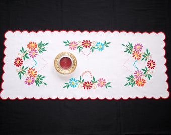 Nuevo corredor de mesa floral húngaro 82/ 34,5 cm, decoración del hogar bordado a mano, corredor popular húngaro, bordados coloridos, decoración de mesa floral