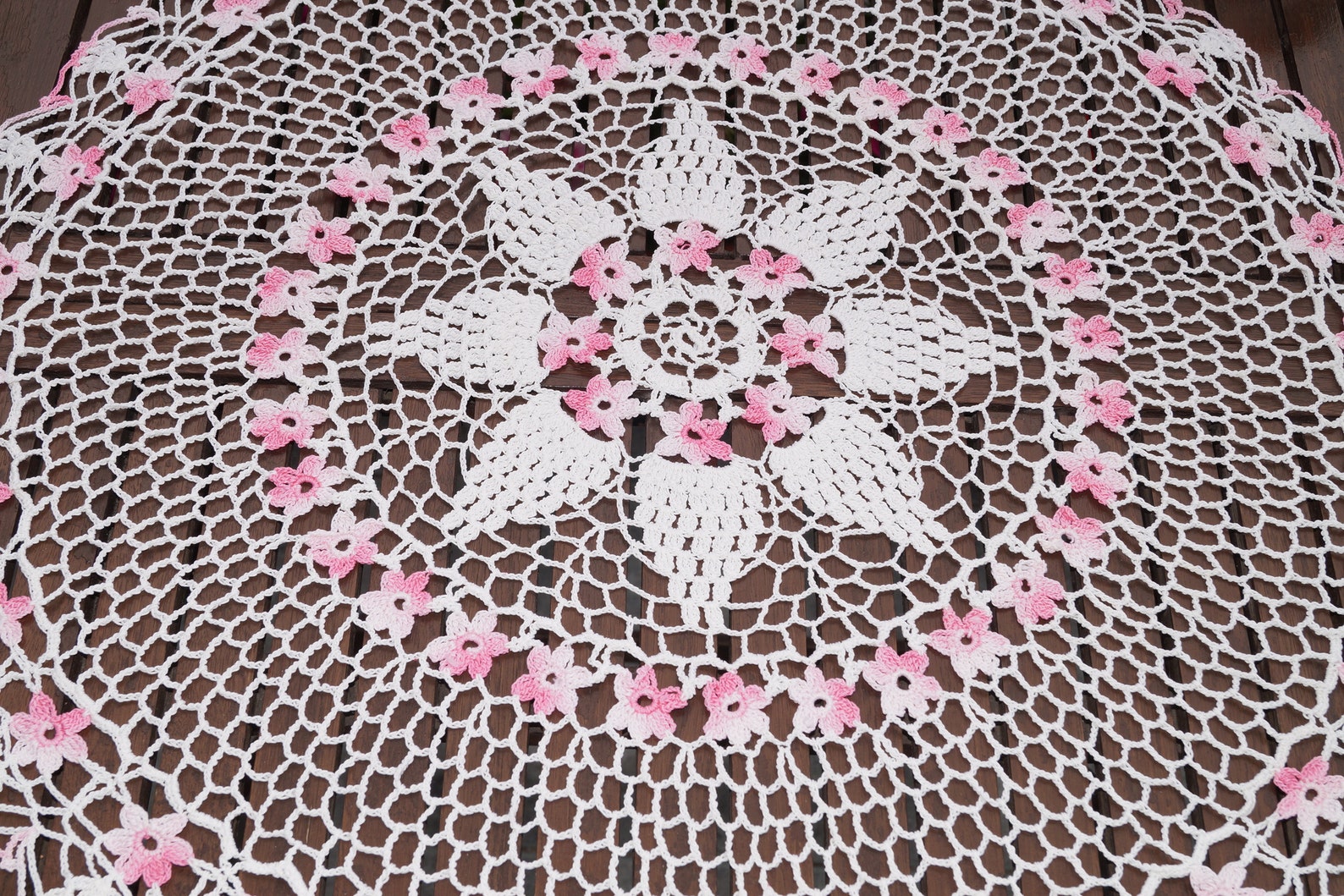 White crochet circle  tablecloth 53  cm  table decoration 