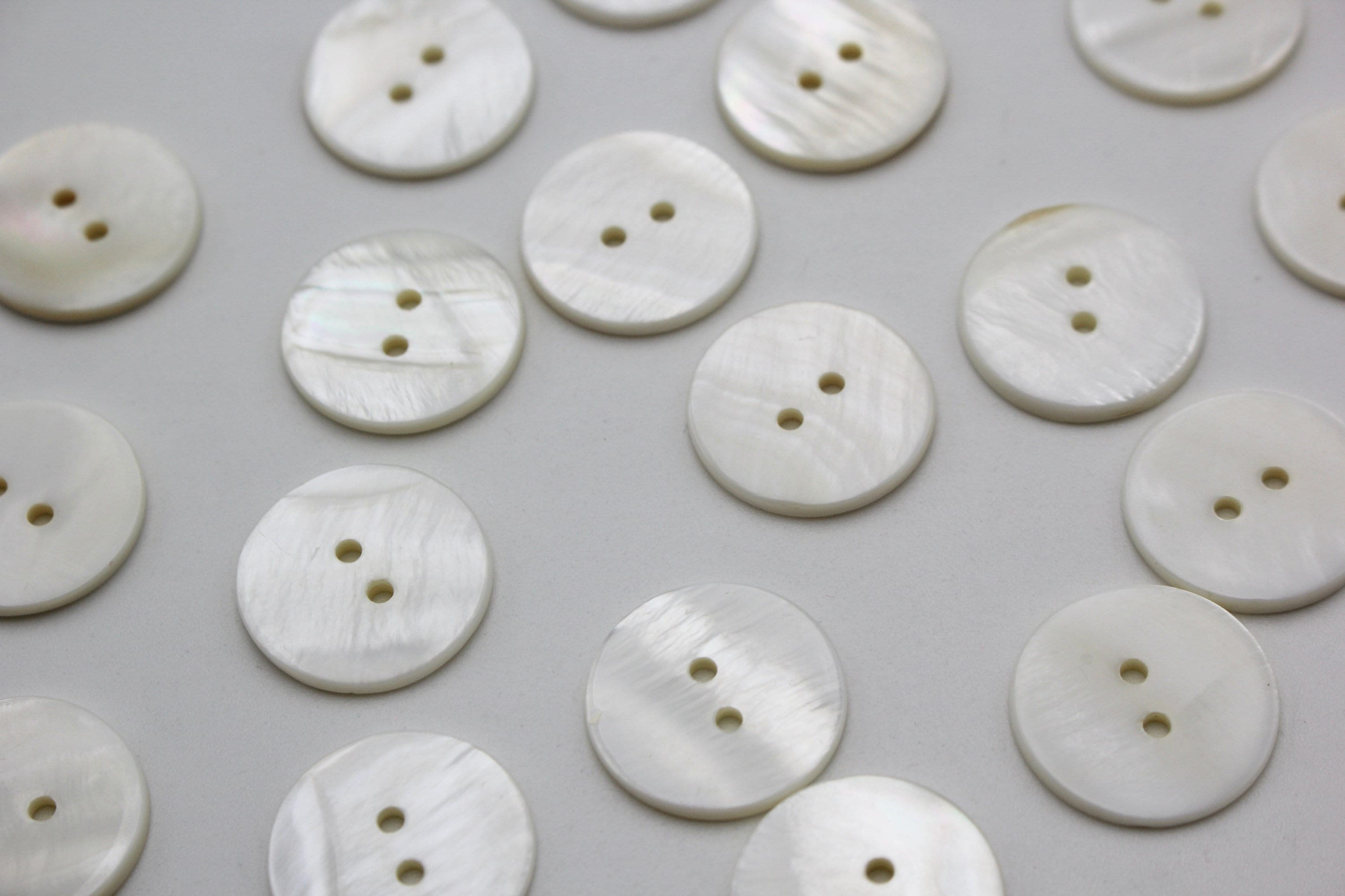 Chunky Flat Natural River Shell Buttons 23mm and 15mm - Etsy UK