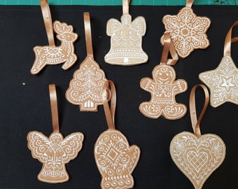 Gingerbread Style Christmas Tree Hanger Decoration