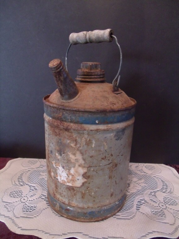 Vintage Tin Gas Can with Wood Handle 697/37/38 Etsy