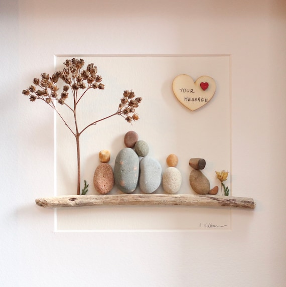 Pebble art family of 4 store and dog