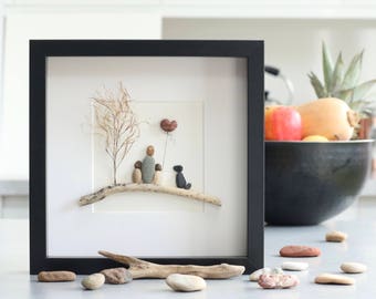 Imagen de arte de guijarros, familia de arte de guijarros de tres y perro, regalo único del día de las madres, padre soltero, regalo de abuelos, regalo del Día del Padre