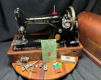 Singer 99 Hand Crank Sewing Machine with Bentwood Case 1929