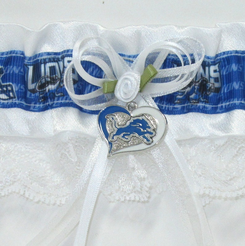 Garter Set Detroit Lions Keepsake and Tosser Sports Themed Wedding