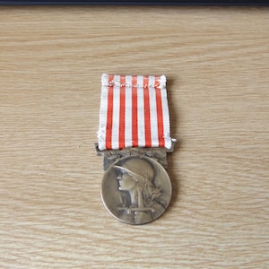 French WW1 Commemorative Military Medal 1914 1918