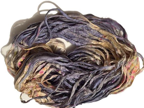 Recycled Sari Silk Ribbon Yarn - 100g White Cream Bulky Weight For Knitting & Crochet