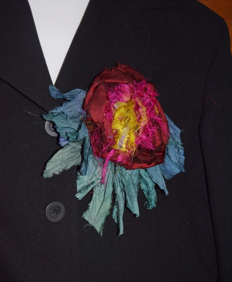 10 yards fancy mulri Recycled Sari Silk Ribbon Yarn Upcycled Silk Ribbon Tassel Ribbon