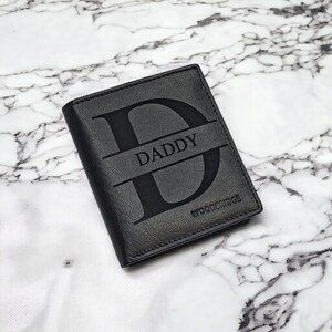 Billetera personalizada, billetera pequeña para hombre, monedero compacto con inicial grabada y nombre personalizado para hombre, bolsillo para monedas, regalo para papá, novio o esposo