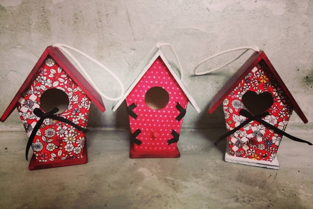 3 Petits Nichoirs en Bois