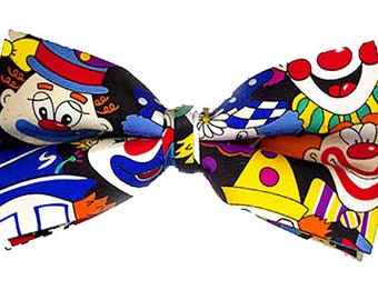 Adults Multicolored Gingham Check Giant Bow Tie Funny Clown /& Circus Fancy Dress