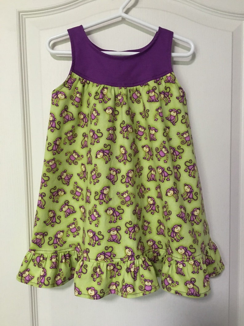 Toddlers Nightgown 100/% Cotton Girls Size 2 Nightgown Monkeys Childs Summer Nightgown