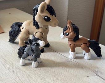 Articulated Horse Figurine – 3D Printed Figure in Custom Sizes | Posable Horse Gift for Horse Lovers & Collectors