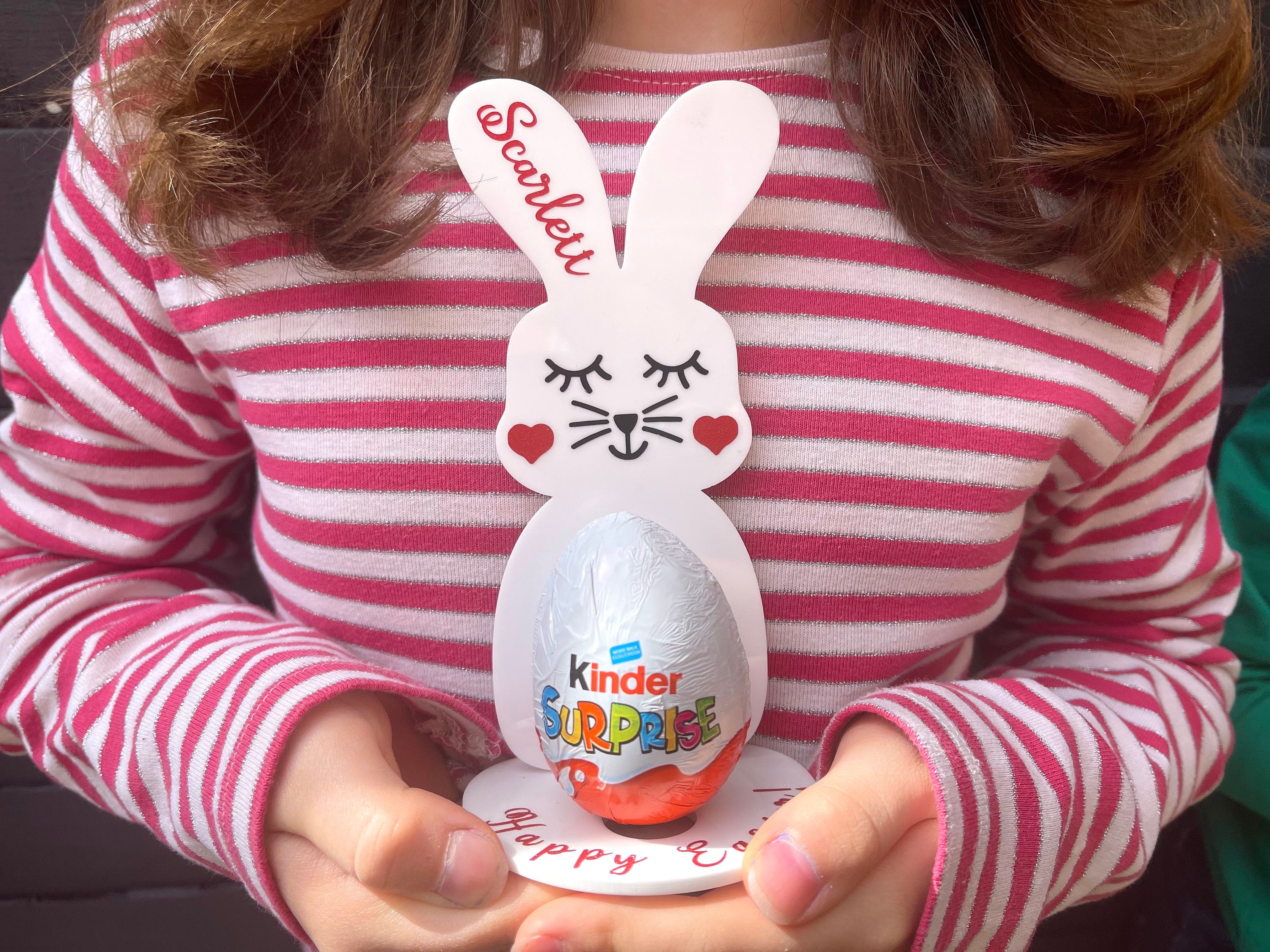 Mery Bijoux Bottega Creativa - Coniglietto porta ovetto 🐰🥚  Personalizzabile nei colori 🐣 #Pasqua #coniglio #kinder #ovetto  #uovodipasqua #regalo #pensiero #regalo #bambini #bambino #bambina  #sorpresa #cioccolato #cioccolatini #cagliari #cagliaricity