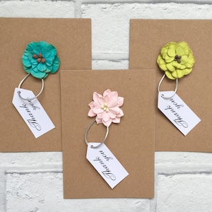 Tarjeta de agradecimiento, Tarjeta de flores, Tarjeta de agradecimiento hecha a mano, Muestra de agradecimiento, Tarjeta de felicitación, Tarjeta Kraft, Tarjeta rústica, Tarjeta para un amigo