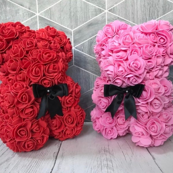 Kunstroze teddybeer, middelpunt babyshower