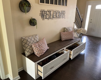Shaker Style Mudroom Entryway Bench With Front Drawers and