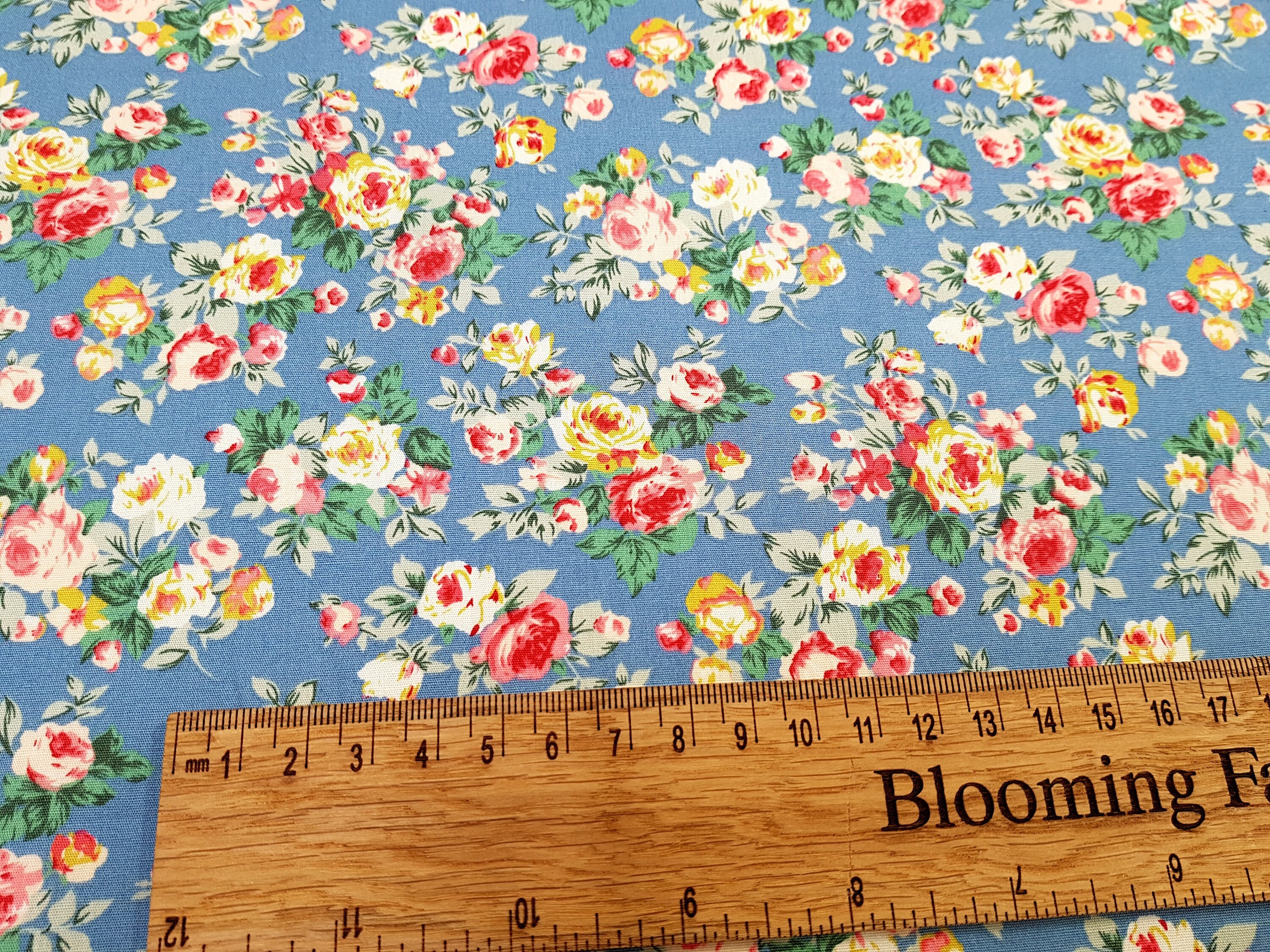 40 X 150 Cm - Scampolo - Tessuto Di Cotone ~ Fiori Sparsi Iris Blu ~ Fiori Ökotex Blu Viola - Italia - Foto 8