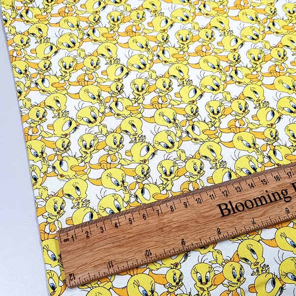 Tissu oiseau Tweety, tissu Looney Tunes, imprimé 100% coton, artisanat et vêtements, Dernier 16" x 43"