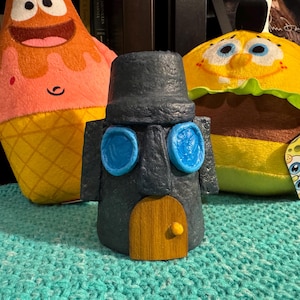 Squidward’s house home decor
