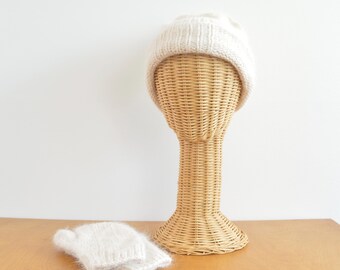 light beige vintage cashmere and alpaca hat and mitten set