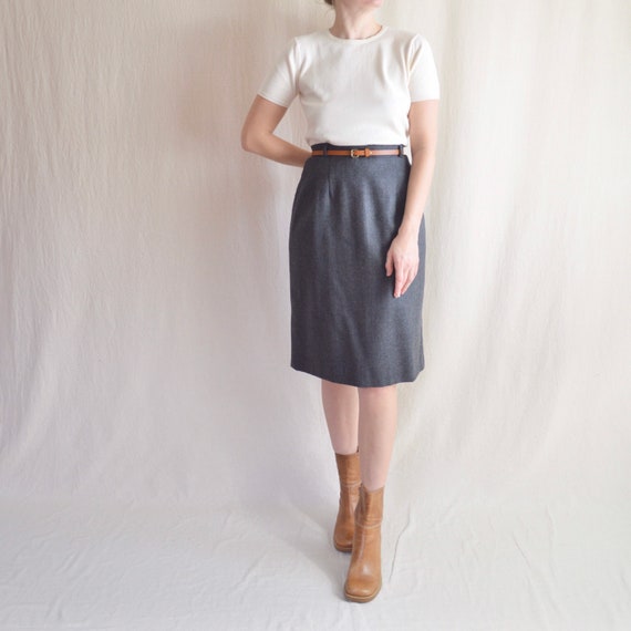 30-32" charcoal gray knee length wool tulip skirt