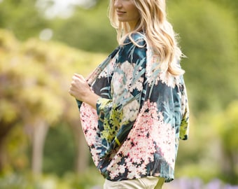 Elderflower Art Print Kimono Top