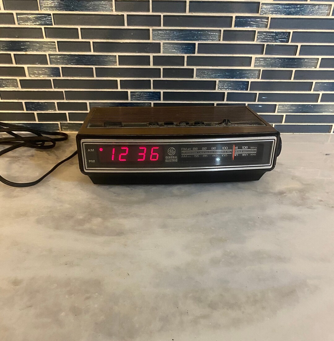 1980s GE Alarm Clock Radio Etsy